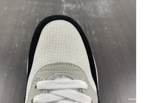 CI7576-100 Golf White Max Air  Black 1   Nike 0518